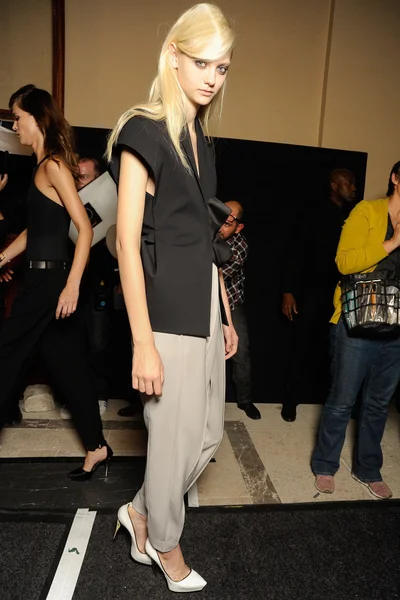 Look 32